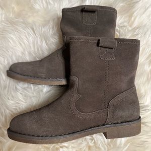 Sonoma leather boots 6M new (fit smaller)